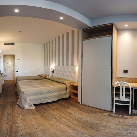 Hotel Derby Exclusive Milano Marittima Dış mekan fotoğraf