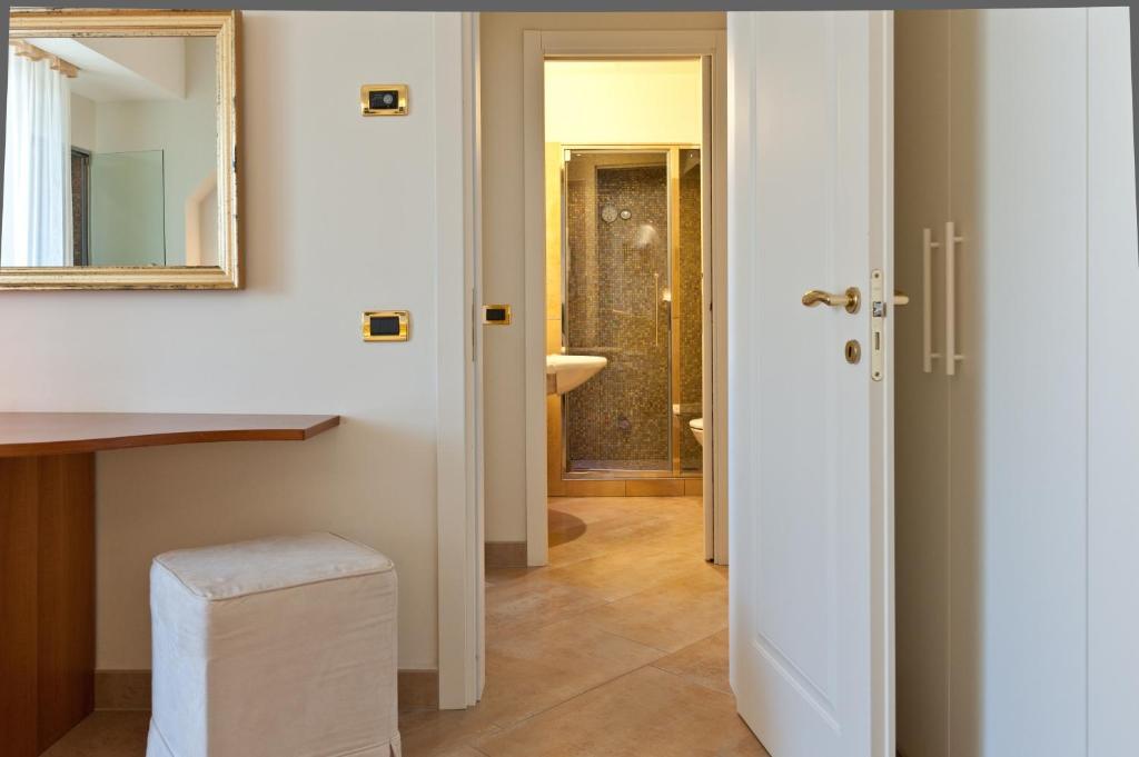 Hotel Derby Exclusive Milano Marittima Oda fotoğraf