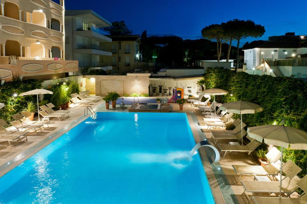 Hotel Derby Exclusive Milano Marittima Dış mekan fotoğraf